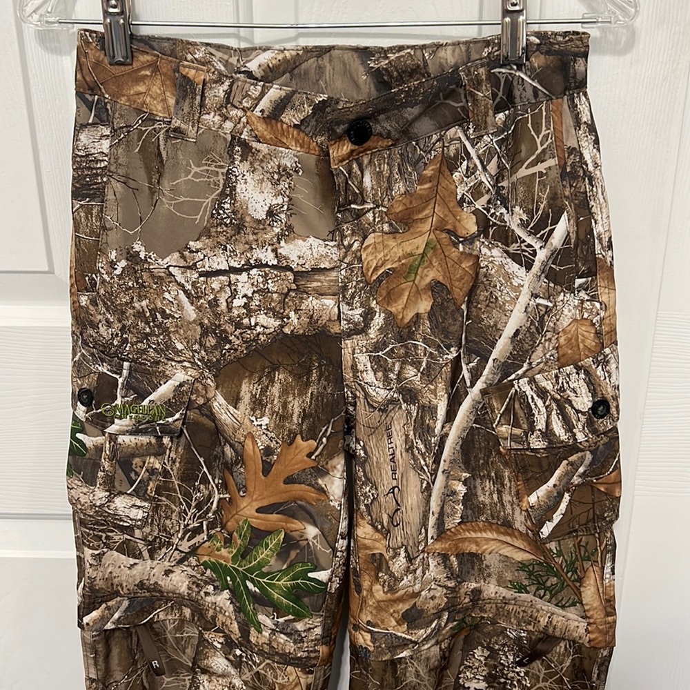 Boys Magellan camp pants size large
